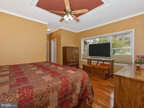 Bedroom - 2623 Bear Den Rd, Frederick, MD 21701 photo 5 of 9