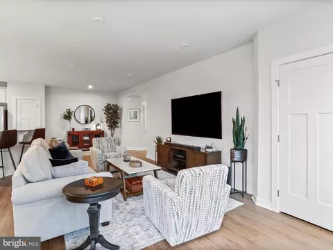 Living - 3519 Starlight St #301, Frederick, MD 21704 photo 3 of 5