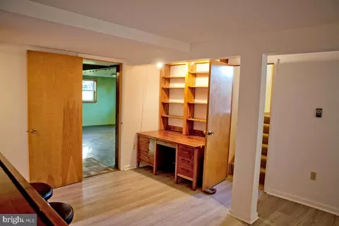 Living - 7193 Adirondack Dr, Frederick, MD 21702 photo 2 of 2