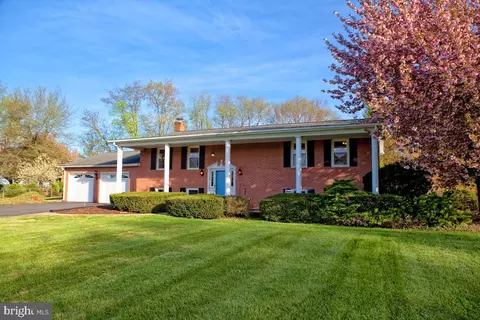 Exterior - 7193 Adirondack Dr, Frederick, MD 21702 photo 4 of 11