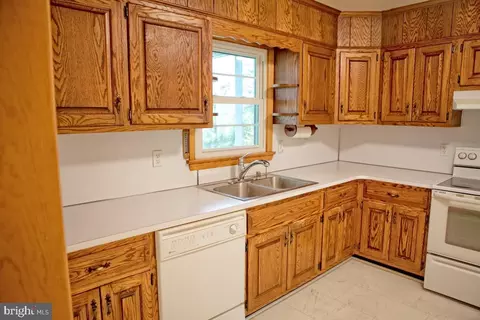 Kitchen - 7193 Adirondack Dr, Frederick, MD 21702 photo 1 of 4