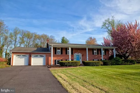 Exterior - 7193 Adirondack Dr, Frederick, MD 21702 photo 2 of 11