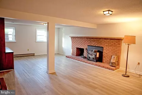 Living - 7193 Adirondack Dr, Frederick, MD 21702 photo 1 of 2