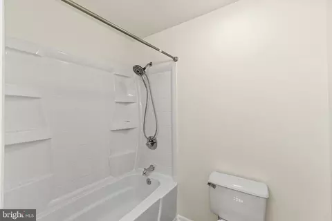 Bath - 6911 Alex Ct, Frederick, MD 21703 photo 3 of 3