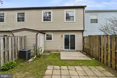 Exterior - 6911 Alex Ct, Frederick, MD 21703 photo 4 of 9