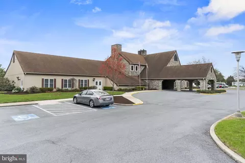 Exterior - 6911 Alex Ct, Frederick, MD 21703 photo 6 of 9