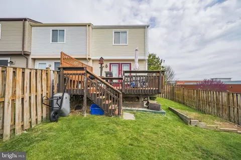 Exterior - 220 Canfield Ter, Frederick, MD 21702 photo 4 of 11