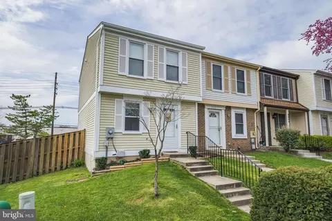Exterior - 220 Canfield Ter, Frederick, MD 21702 photo 3 of 11