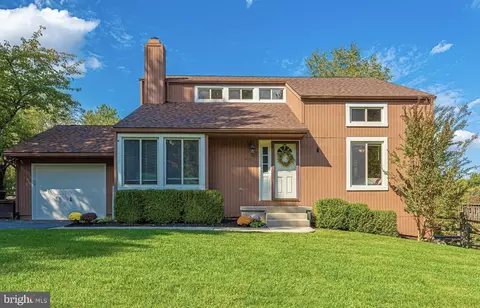 6717 Meadowlawn Cir, New Market, MD 21774