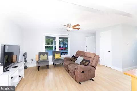 Living - 310 Boxford Ct, Frederick, MD 21702 photo 2 of 2