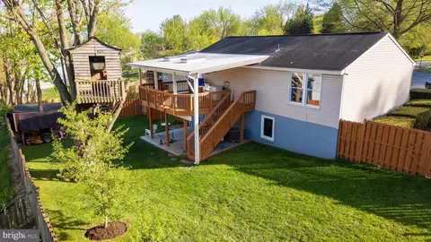 Exterior - 310 Boxford Ct, Frederick, MD 21702 photo 6 of 7