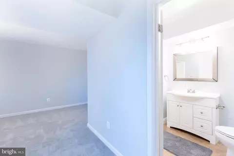 Bath - 310 Boxford Ct, Frederick, MD 21702 photo 2 of 3