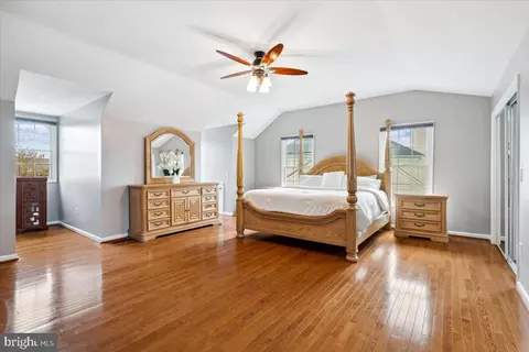 Bedroom - 1410 Dagerwing Pl, Frederick, MD 21703 photo 4 of 10