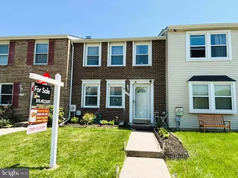 1716 Country Ct, Frederick, MD 21702