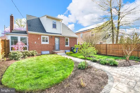 Exterior - 22 Frederick Ave, Frederick, MD 21701 photo 5 of 7