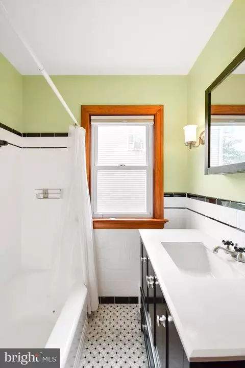 Bath - 22 Frederick Ave, Frederick, MD 21701 photo 1 of 6