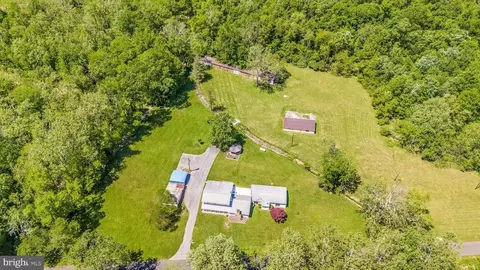 7810 Roddy Creek Rd, Thurmont, MD 21788
