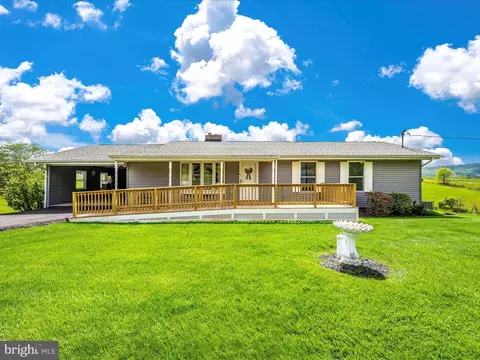 5920 Picnic Woods Rd, Jefferson, MD 21755
