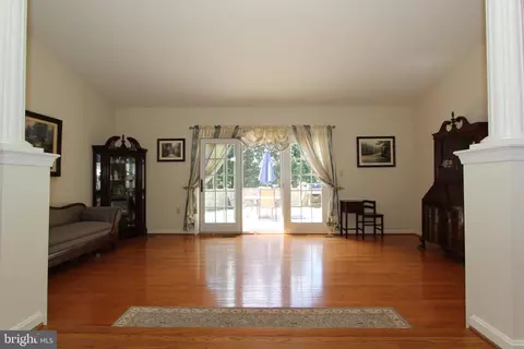 Living - 8212 Skipwith Dr, Frederick, MD 21702 photo 6 of 15