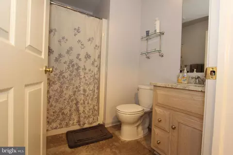 Bath - 8212 Skipwith Dr, Frederick, MD 21702 photo 3 of 5