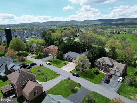 View/Area - 8212 Skipwith Dr, Frederick, MD 21702 photo 2 of 8