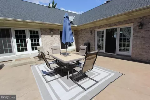 Exterior - 8212 Skipwith Dr, Frederick, MD 21702 photo 20 of 29
