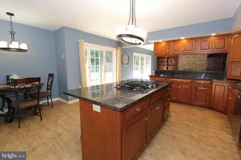 Kitchen - 8212 Skipwith Dr, Frederick, MD 21702 photo 5 of 8