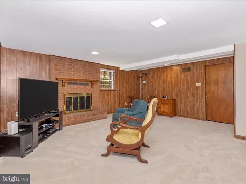 Living - 131 Fairview Ave, Frederick, MD 21701 photo 6 of 8