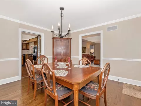 Dining - 131 Fairview Ave, Frederick, MD 21701 photo 4 of 4