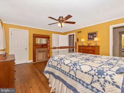 Bedroom - 131 Fairview Ave, Frederick, MD 21701 photo 6 of 8