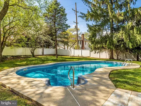 Exterior - 131 Fairview Ave, Frederick, MD 21701 photo 15 of 20