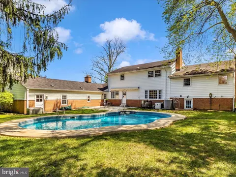 Exterior - 131 Fairview Ave, Frederick, MD 21701 photo 2 of 20
