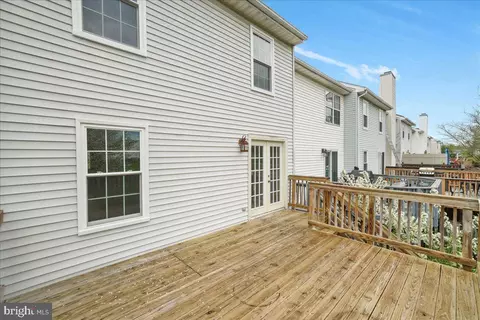 Exterior - 6717 Killdeer Ct, Frederick, MD 21703 photo 6 of 7