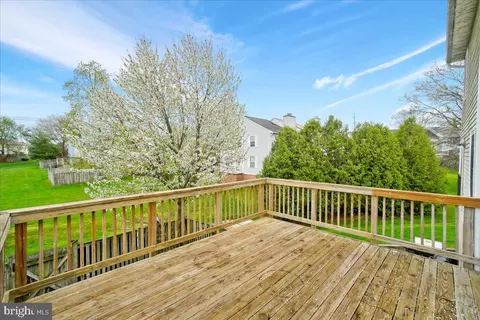 Exterior - 6717 Killdeer Ct, Frederick, MD 21703 photo 4 of 7
