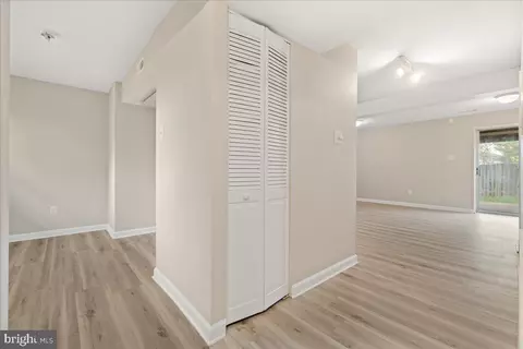Entry Way - 6717 Killdeer Ct, Frederick, MD 21703 photo 2 of 2