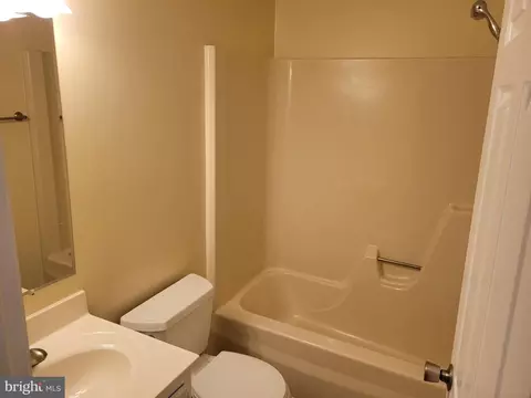 Bath - 8018 Cattail, Frederick, MD 21701 photo 3 of 4