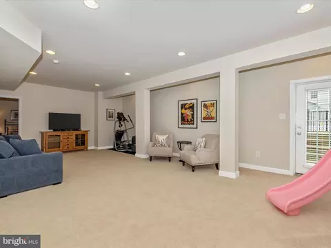 Living - 827 Holden Rd, Frederick, MD 21701 photo 7 of 9