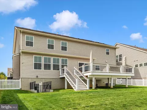 Exterior - 827 Holden Rd, Frederick, MD 21701 photo 7 of 13