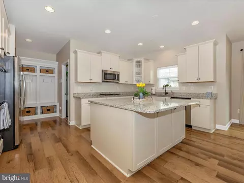 Kitchen - 827 Holden Rd, Frederick, MD 21701 photo 3 of 8