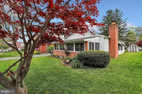 Exterior - 312 Broadway St, Frederick, MD 21701 photo 5 of 15