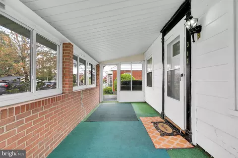 Exterior - 312 Broadway St, Frederick, MD 21701 photo 4 of 15