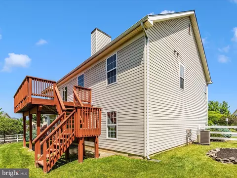 Exterior - 1005 Bexhill Dr, Frederick, MD 21702 photo 6 of 20