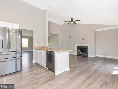 Living - 1005 Bexhill Dr, Frederick, MD 21702 photo 12 of 18