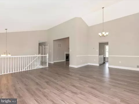 Living - 1005 Bexhill Dr, Frederick, MD 21702 photo 4 of 18