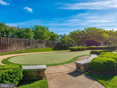 Exterior - 1005 Bexhill Dr, Frederick, MD 21702 photo 16 of 20