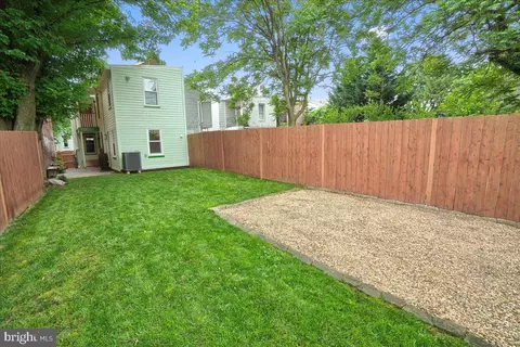Exterior - 109 5th St W, Frederick, MD 21701 photo 19 of 25