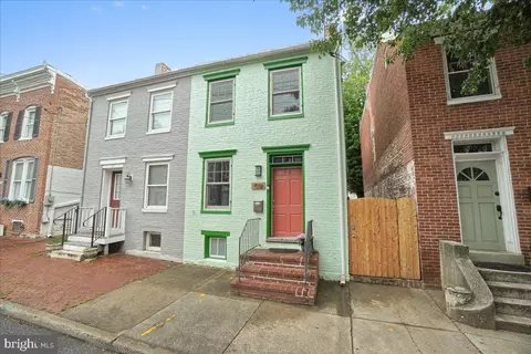 Exterior - 109 5th St W, Frederick, MD 21701 photo 2 of 25