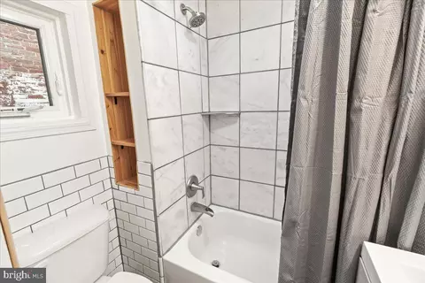 Bath - 109 5th St W, Frederick, MD 21701 photo 1 of 4