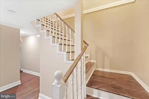 Entry Way - 109 5th St W, Frederick, MD 21701 photo 6 of 10