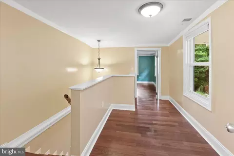 Entry Way - 109 5th St W, Frederick, MD 21701 photo 8 of 10